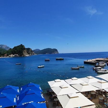 Ambassador Apartments Petrovac 外观 照片