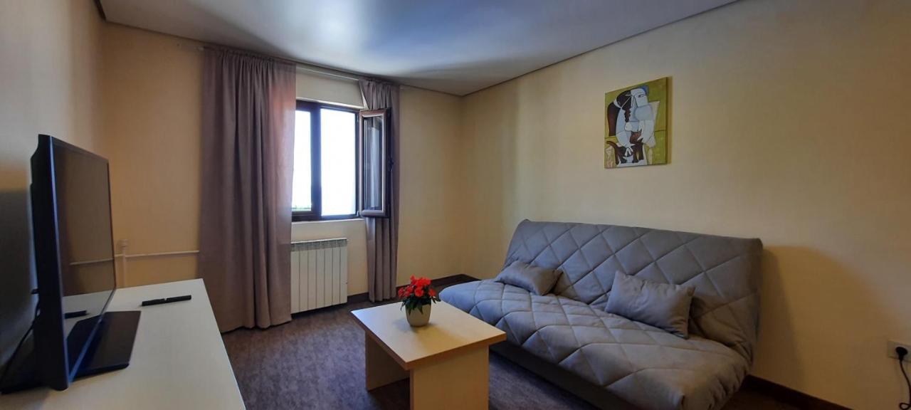 Ambassador Apartments Petrovac 外观 照片